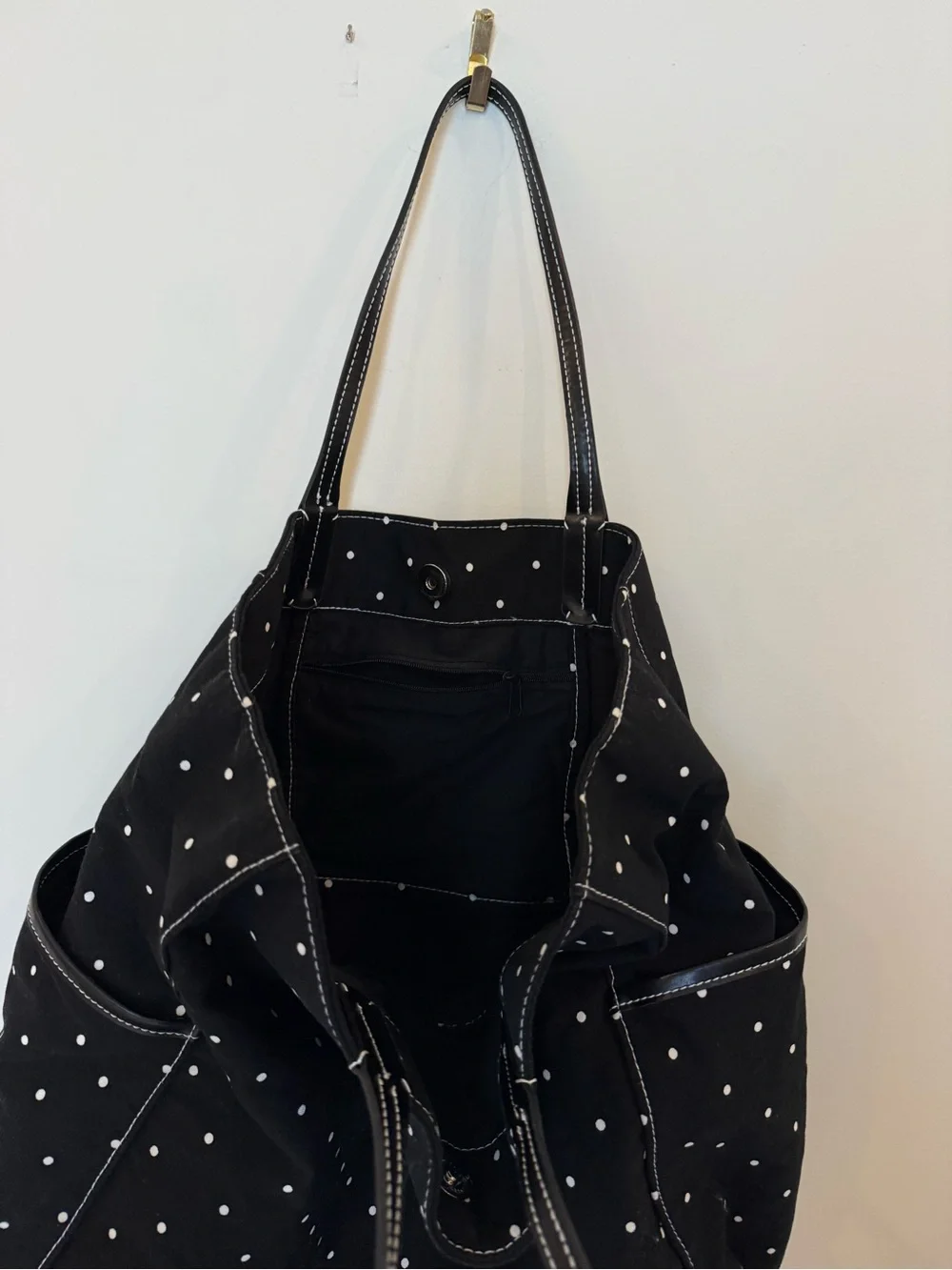 N/A versatile black